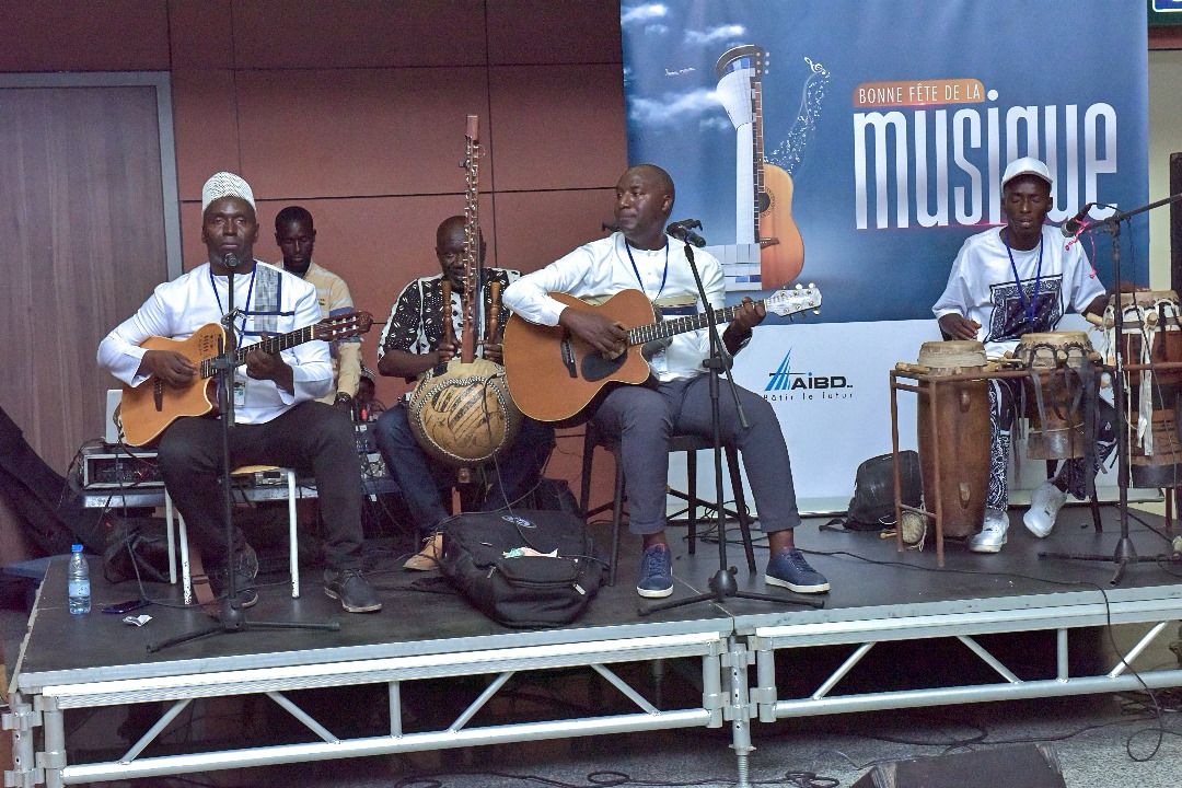 AIBD SA et LAS ont célébré, en toute convivialité, avec les passagers de l’Aéroport International Blaise Diagne, la fête de la musique